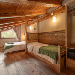 camera in legno Sagna Rotonda