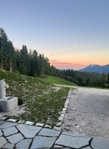 baita Mira affitto boschi Trentino Alpe Cimbra