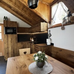 cucina baita Mira 4 persone