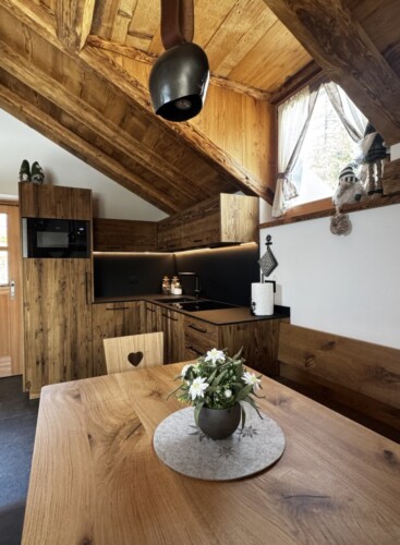 cucina baita Mira 4 persone