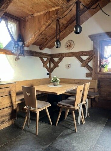 tavolo pranzo baita Mira