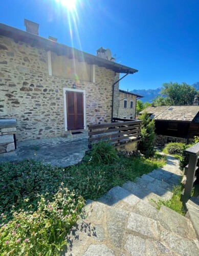 casa del Sognatore vista panoramica Valtellina Lombardia