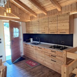 cucina in legno baita Jamon Caderzone Terme